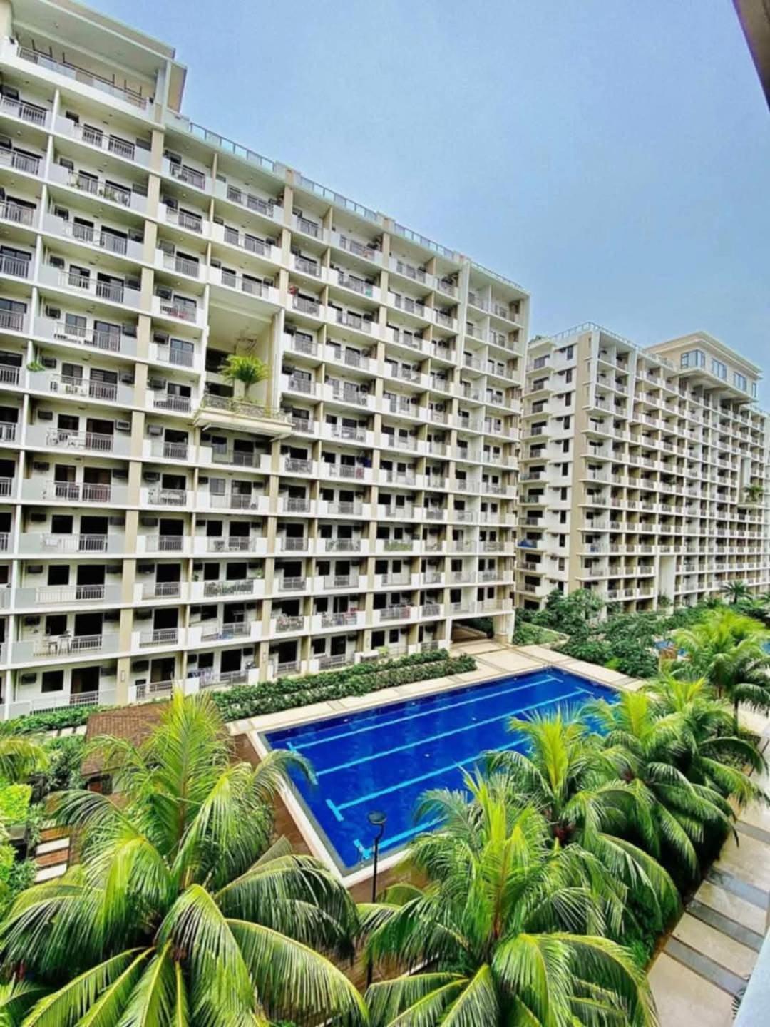 2br Free Parking Calathea Place Aparthotel Manila